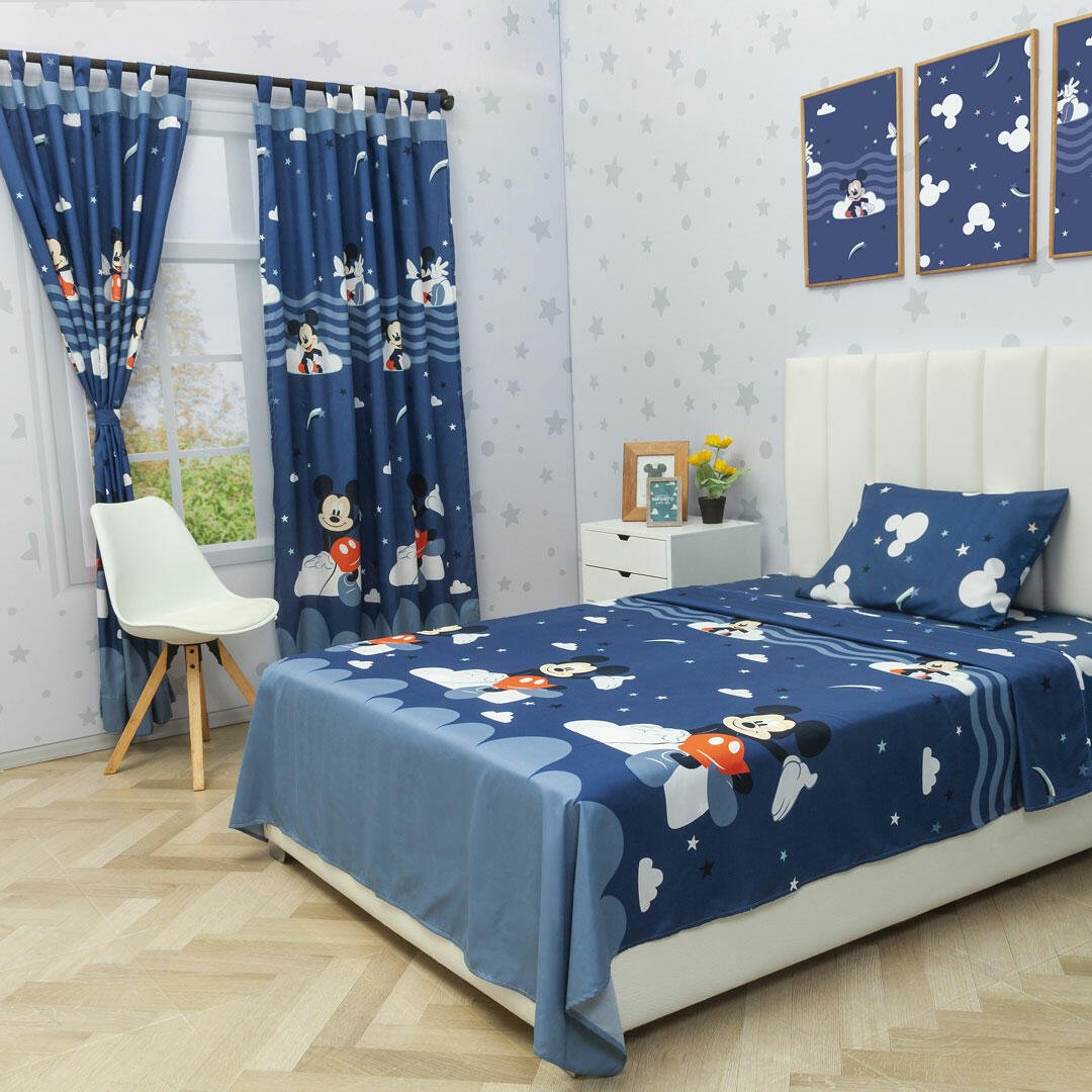 Combo Juego de Sabanas y Cortina Infantil Microfibra Sencilla 100 cm Azul Oscuro de Mickey - Ropa de Cama | Bylmo