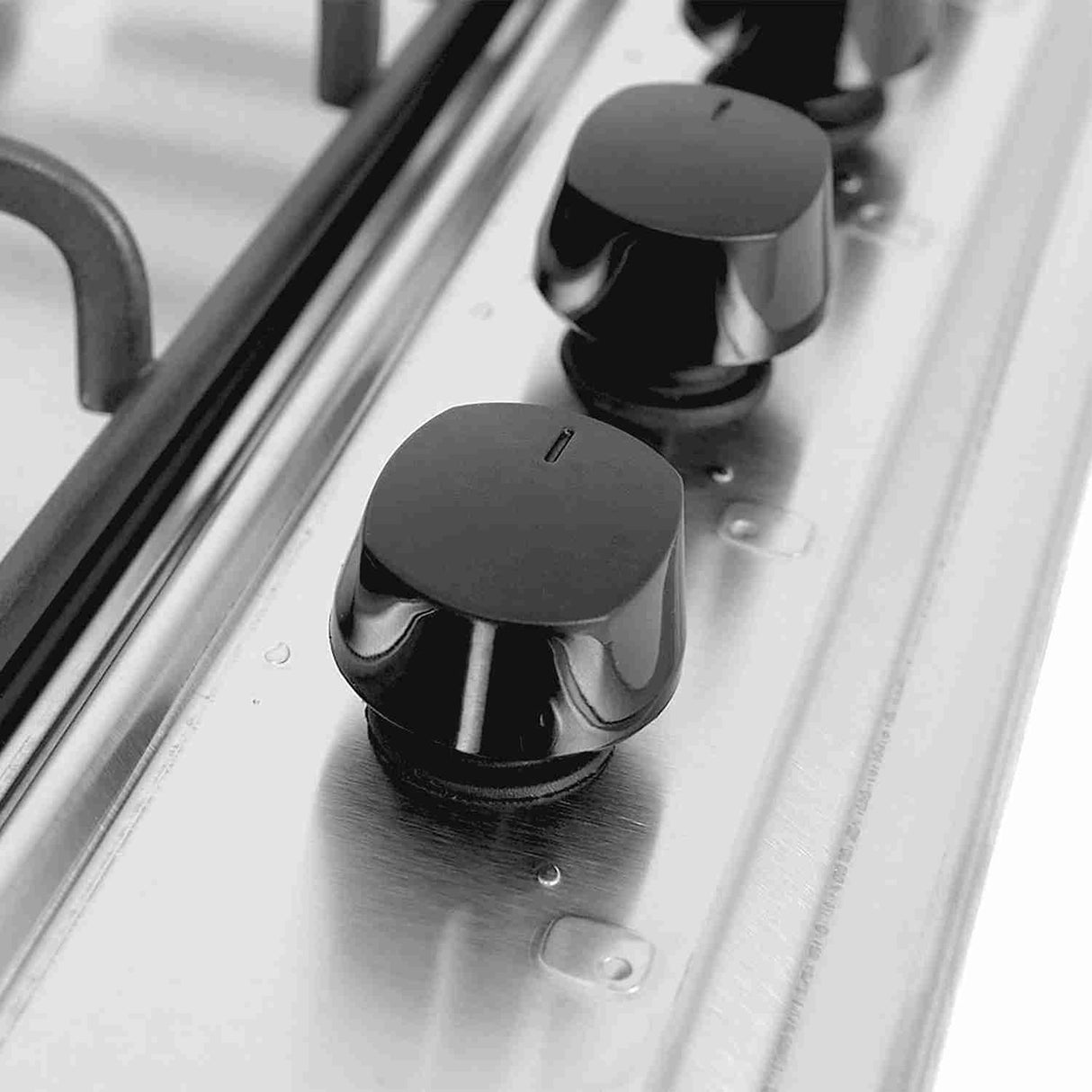 Estufa de Empotrar Challenger Acero 53x65cm de Cuatro Quemadores - Electrodomesticos | Bylmo