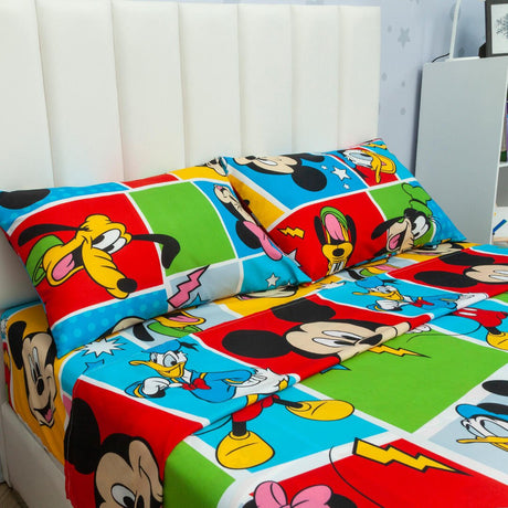Combo Juego de Sabanas y Cortina Infantil Microfibra Doble 140 cm Blanco de Mickey y Sus Amigos - Ropa de Cama | Bylmo