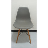 Silla DKR Gris 47x81cm Asiento Cuadrado con Espaldar - Sillas y Butacos | Bylmo