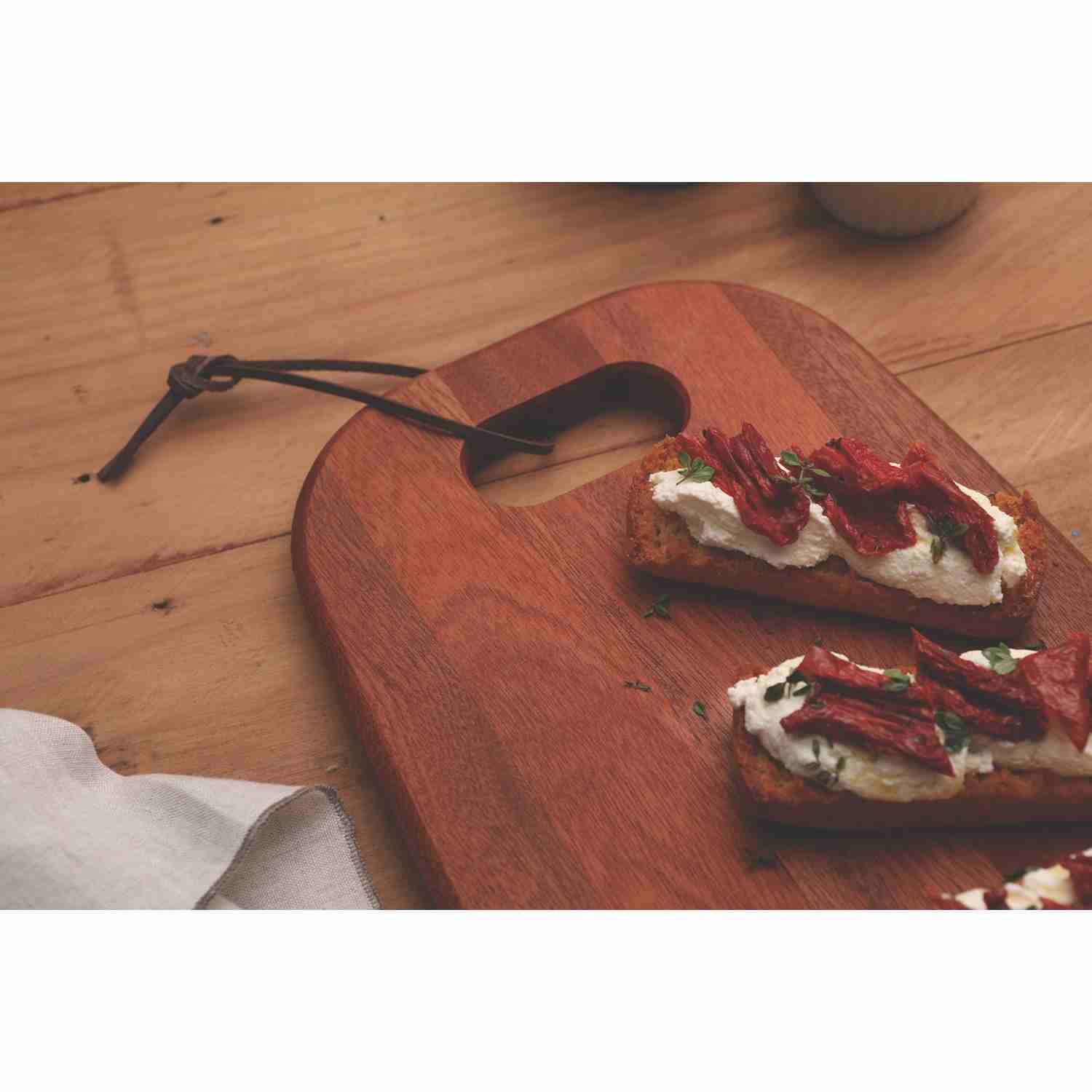 Tablero Forma Irregular Provence Caoba 20 cm para Cortes de Aperitivos y Snacks - Utensilios y Accesorios | Bylmo